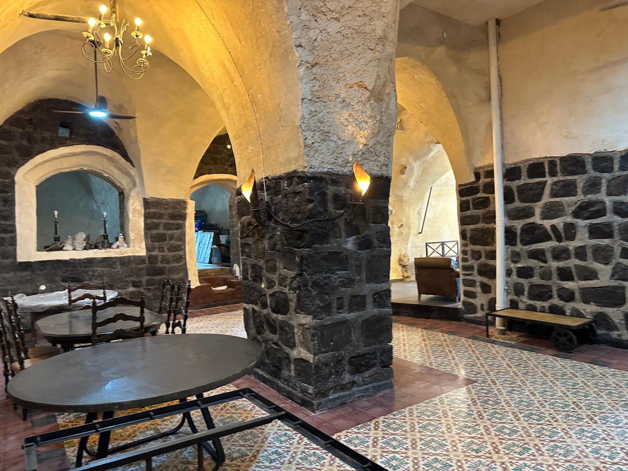 Hotel Dona Castle à Tibériade Extérieur photo