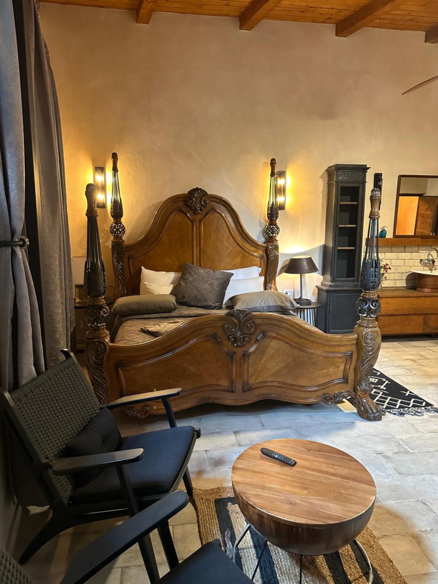 Hotel Dona Castle à Tibériade Extérieur photo
